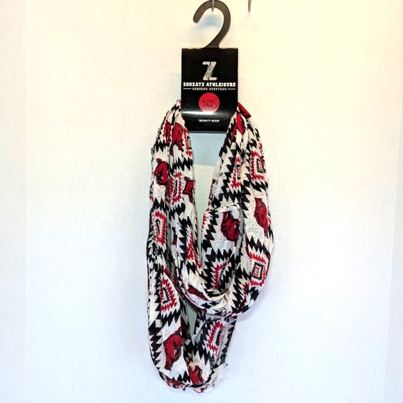 Arkansas Razorbacks Infinity Scarf Zoozats Athleisure Football - Picture 1 of 5